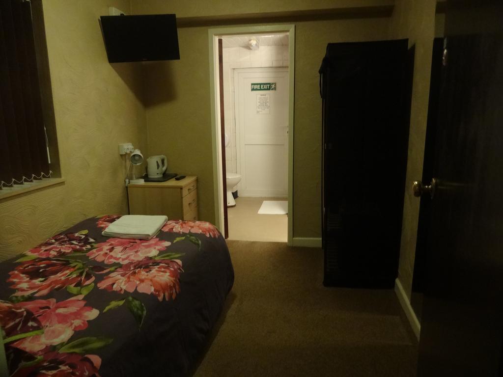 The Manor Hotel Nuneaton Chambre photo